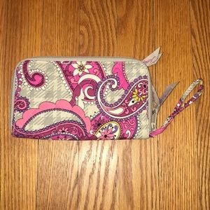vera bradley wallet wristlet